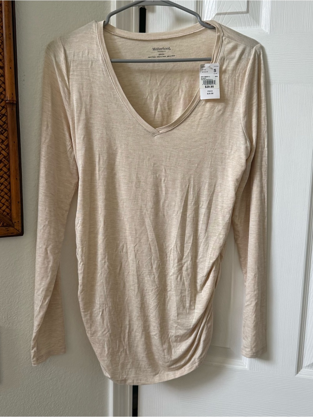 NWT Motherhood Maternity Womens beige ruched Long Sleeve V-Neck tshirt tee